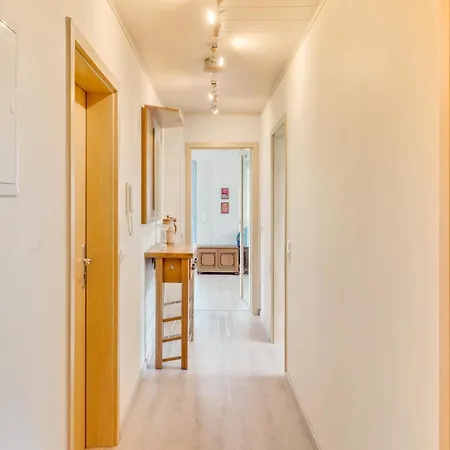 Apartment In Medebach Near Kuestelberg Ski Lift, Cleaning Included 아파트 *