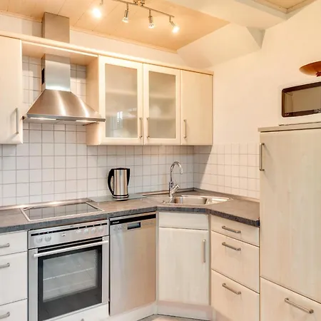 Apartment In Medebach Near Kuestelberg Ski Lift, Cleaning Included 아파트 *